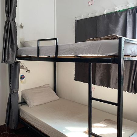 Dream Home Hostel Вьентьян Экстерьер фото