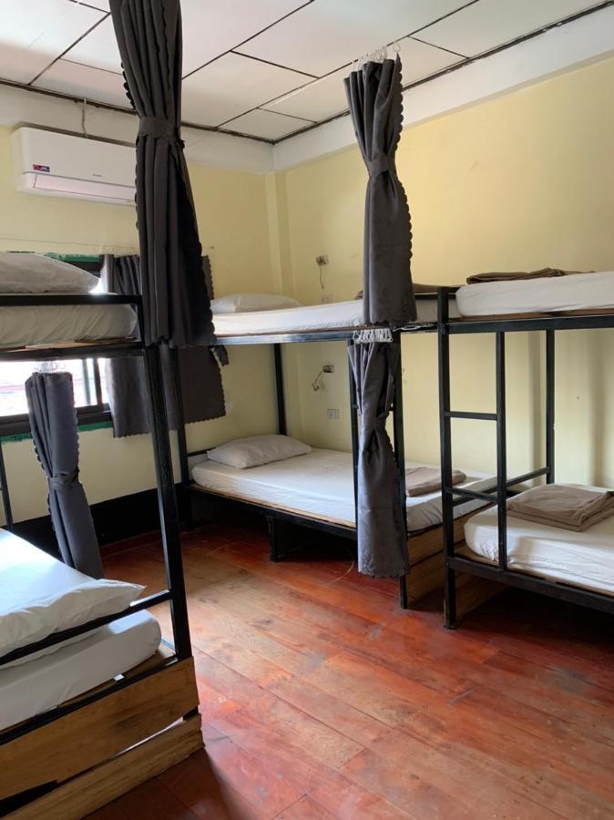 Dream Home Hostel Вьентьян Экстерьер фото